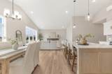 713 David Way - Photo 16