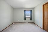 717 Colonial Circle - Photo 17