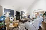 4825 Meadow Creek Drive - Photo 11