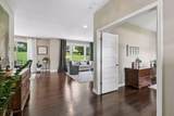 20352 Hampton Avenue - Photo 5