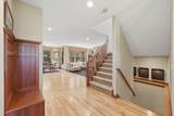 365 English Court Drive - Photo 4