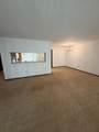 2679 Albion Avenue - Photo 5