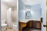 2425 Franklin Avenue - Photo 15