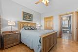 313 Maple Drive - Photo 18