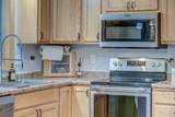 1410 Summit Street - Photo 7