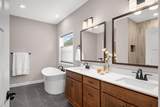 7816 Bridgewater Court - Photo 14