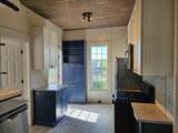 906 Russell Street - Photo 8