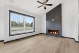 909 Acorn Court - Photo 13