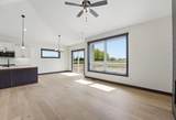 909 Acorn Court - Photo 14