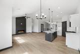 909 Acorn Court - Photo 15