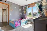 411 Staples Road - Photo 18