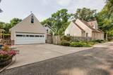 1101 Summit Avenue - Photo 2
