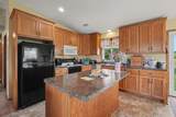 2730 Hamlin Avenue - Photo 6