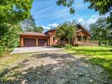 1902 Lakeview Drive - Photo 1