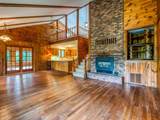1902 Lakeview Drive - Photo 4