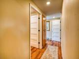 2011 Norton Avenue - Photo 20