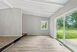 10664 Kyle Avenue - Photo 11