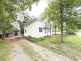 209 Oak Avenue - Photo 1