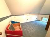 209 Oak Avenue - Photo 22