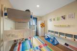 1339 Howard Street - Photo 17