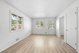 5013 Shoreline Drive - Photo 5