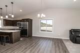 1710 Maple Leaf Lane - Photo 8