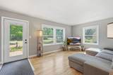 1805 Oakview Lane - Photo 4