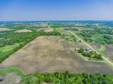 12120 Jonathan Carver Parkway - Photo 18