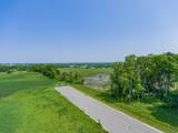 12120 Jonathan Carver Parkway - Photo 29