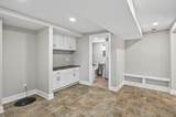 1865 Hampshire Lane - Photo 52