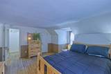 915 7th Avenue - Photo 22