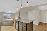 1710 Maple Leaf Lane - Photo 8