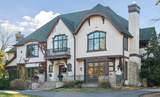 3 Circle - Photo 1