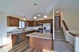 978 York Crt - Photo 2
