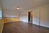 978 York Crt - Photo 30