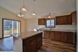 978 York Crt - Photo 5