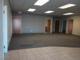 820 Howe Avenue - Photo 11