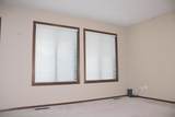 542 Graham Street - Photo 14