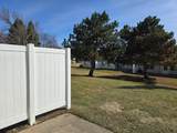 7462 Hinton Park Avenue - Photo 3