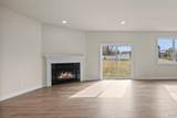 1290 Knight Lane - Photo 32