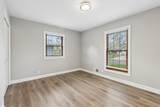 2216 Thorndale Avenue - Photo 21