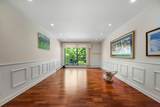 205 Barry - Photo 10