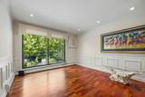 205 Barry - Photo 17
