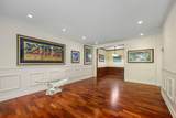 205 Barry - Photo 19