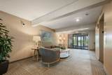 205 Barry - Photo 76