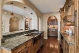 1201 Yale Place - Photo 15