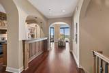 1201 Yale Place - Photo 3