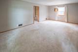 7524 Noble Avenue - Photo 5