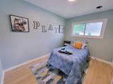 3949 Winnetka Avenue - Photo 14