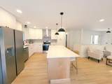 3949 Winnetka Avenue - Photo 8